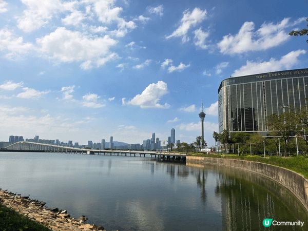 澳門嘅景色除了賭場，仲有好多美麗景致，又有歷史遺跡，日落更美...