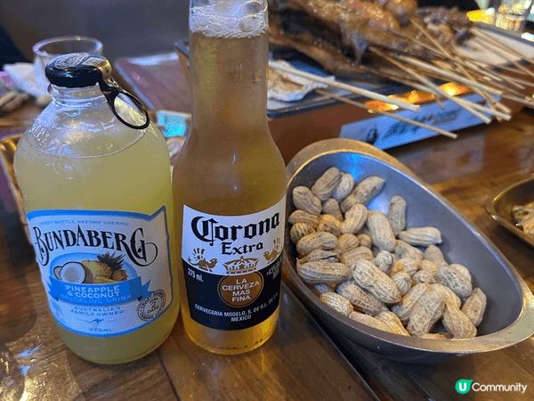 聖誕節蛋糕甜甜配BBQ美食加支啤酒，簡直絕配