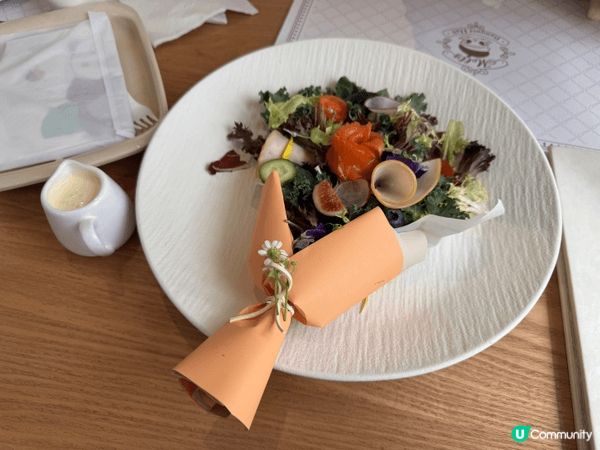 北京Pop Land 入面嘅Molly 城堡主題餐廳，食物造...