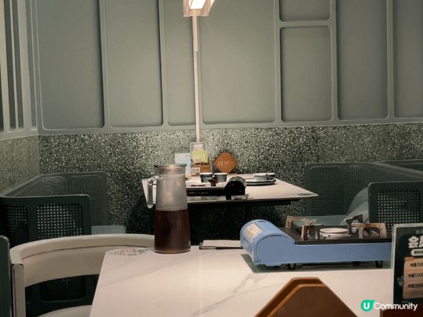 深圳Coco Park 既綠茶餐廳，環境舒適且坐位闊落，無論...