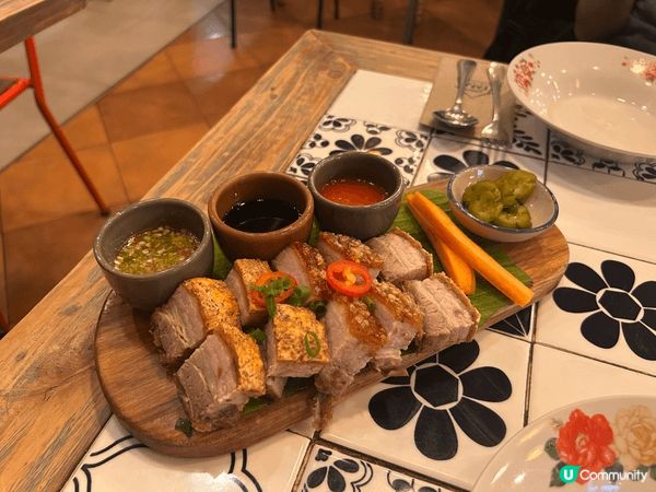 人氣米芝蓮推介泰北菜，標榜採用天然有機食材而且不含味精，除咗...