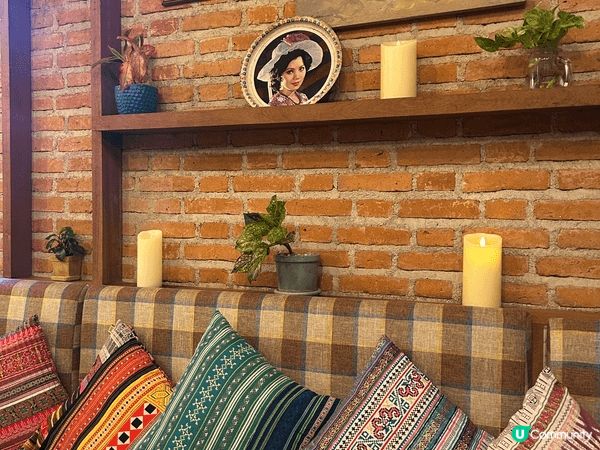 人氣米芝蓮推介泰北菜，標榜採用天然有機食材而且不含味精，除咗...