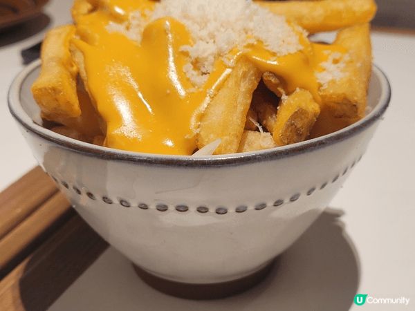 正呀喂！😋 撐枱腳食好西！🥩🍟