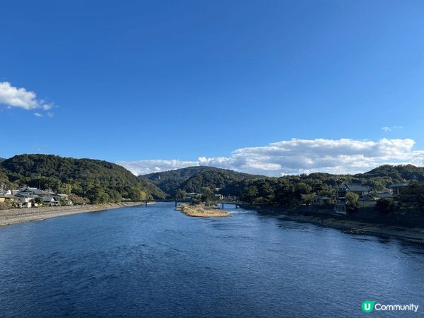 與親愛的人漫遊在日本小城鎮當中，幸福的士天