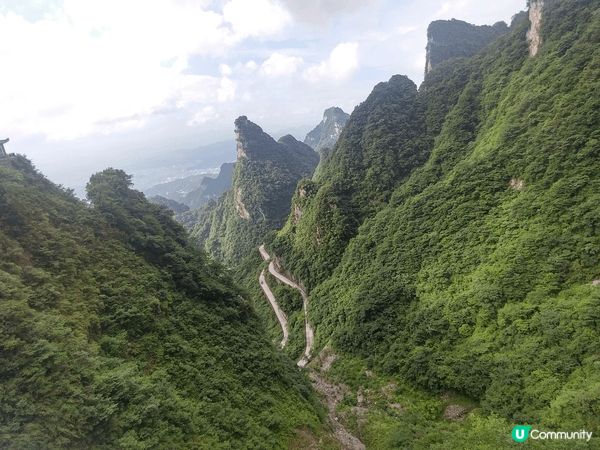 超美的張家界天然美景，阿凡達仙境！色彩繽紛燈光照耀下的鐘乳洞...