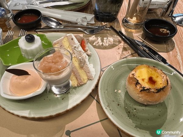 前幾日喺銅鑼灣柏寧酒店食自助餐，食物種類算多，有生蠔供應，食...