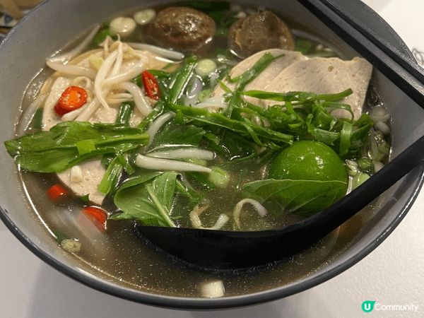 今次想推薦Non Cafe，今次就叫左份越式扎肉包，呢款法包...