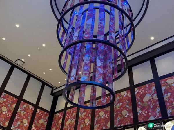 熱海花火大會最好book酒店睇。新赤尾酒店，室內有不同地方開...