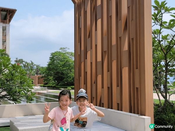 深圳萬豪酒店，暑假去享受陽光和泳池，也有私人沙灘。小火車，電...