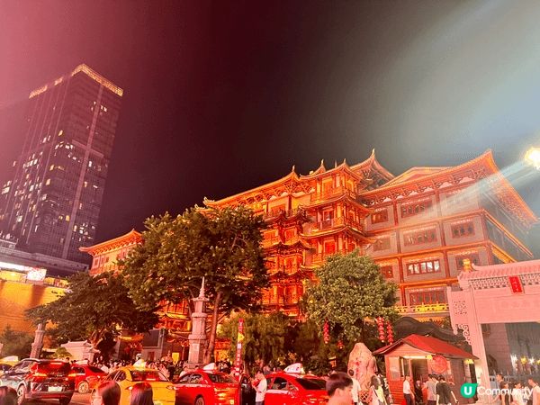 去了廣州長隆動物園，天氣不太熱，也去了大佛寺，很漂亮。