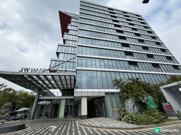 上個月兒子生上去了深圳JW 住宿慶祝，房間好大又乾晒，記得浴...