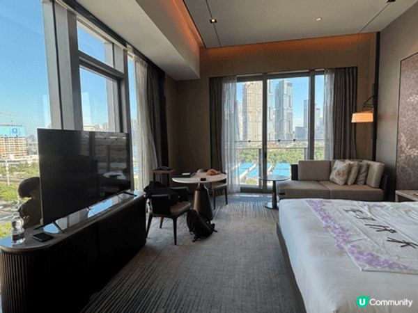上個月兒子生上去了深圳JW 住宿慶祝，房間好大又乾晒，記得浴...