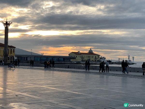 在土耳其Izmir 和Urla 海邊拍攝，海灣風貌，境色怡人...
