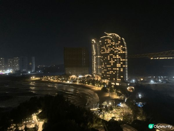 上面兩張相係惠東雙月灣酒店，有無敵大海景、絕色夜景，其實內地...