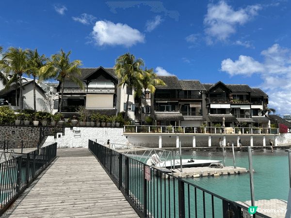 在毛里求斯的藍天白雲，陽光與海灘，風景海鮮，簡直一絕