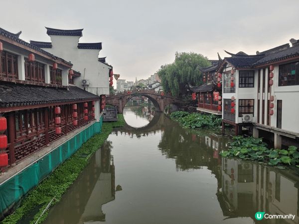 2025年暑假，去了一趟上海。和十年前比較，感覺更加繁榮昌盛...