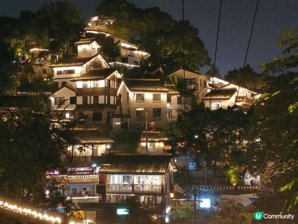中國重慶的旅遊景點配套齊全，非常適合自由行，推薦！