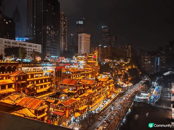 重慶呢趟旅行，每一幕都記喺心入面。睇熊貓攤喺架上面瞓晏覺，得...