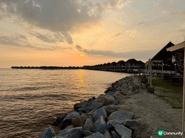 馬六甲住的高腳屋酒店黃昏美景 + 南彊秋色美景的胡楊林