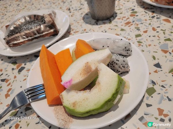 這4張相片的食品，來香港不遠的台灣。幾款食物我覺得到當地須要...