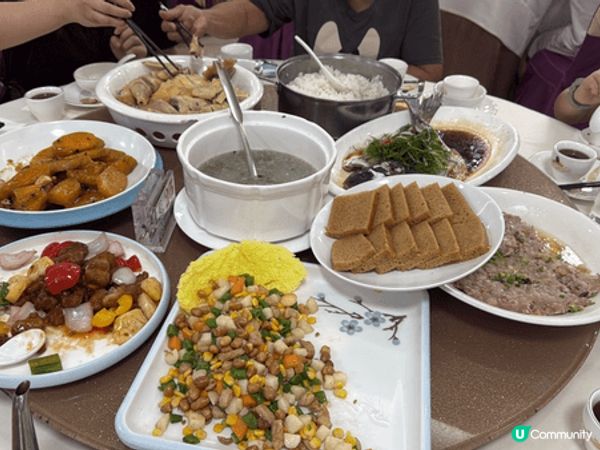 元朗豬扒旦飯。荃灣糯米糍。大陸菊花宴