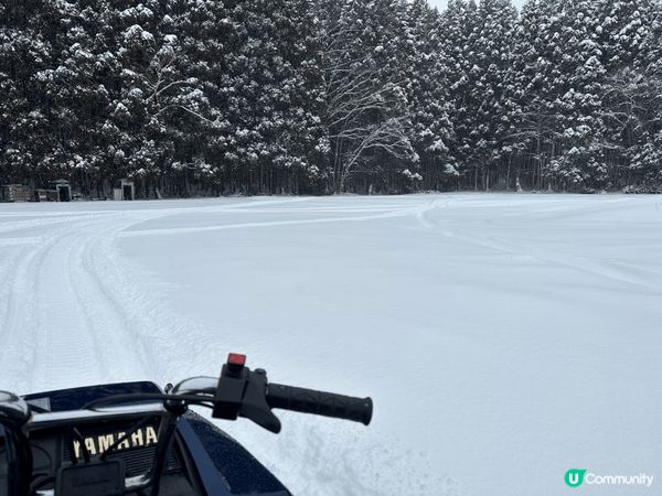 係冰天雪地嘅時候，玩雪上電單車真係一個好好嘅體驗，真係超好玩...