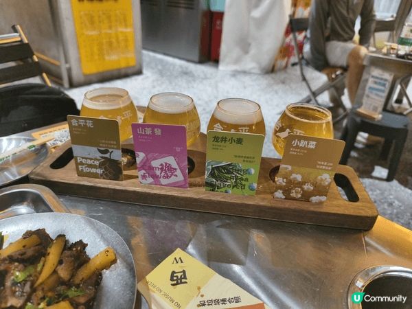 深圳串燒+啤酒，串燒係自己燒，啤酒有十幾款選擇，正吖。店名：...