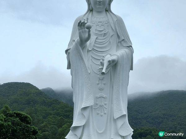 雖然不是因為宗教信仰，但入到香港慈山寺，真的感受到心靈被洗滌...