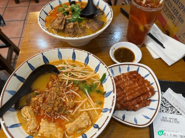 冬冰冰最岩食碗秋拾米線暖暖胃，豬頸肉小窩米線必點，大大份又惹...