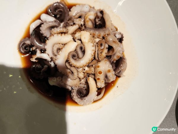 我在北京花家怡園用餐。以下是一些推薦理由和特色：