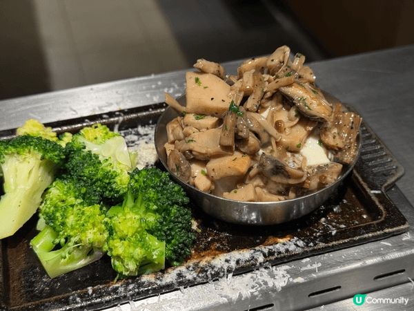 🍔肉肉大米新品爆擊！忌廉蘑菇漢堡香到舔手指，經典款同樣無敵好...