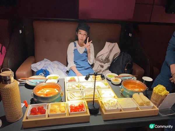 上次同2個好朋友返大陸玩時拍的照片，多謝小燕美女帶我同另一位...