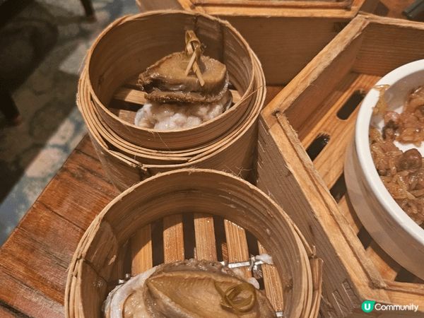鍾菜館點心有7折，另外有$7，$8，$9點心可以揀，好抵食。...