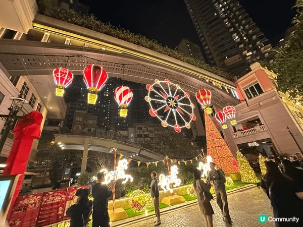 歌手谢安琪的歌曲《囍帖街》以街重建事件為主題，這首歌讓囍帖街...