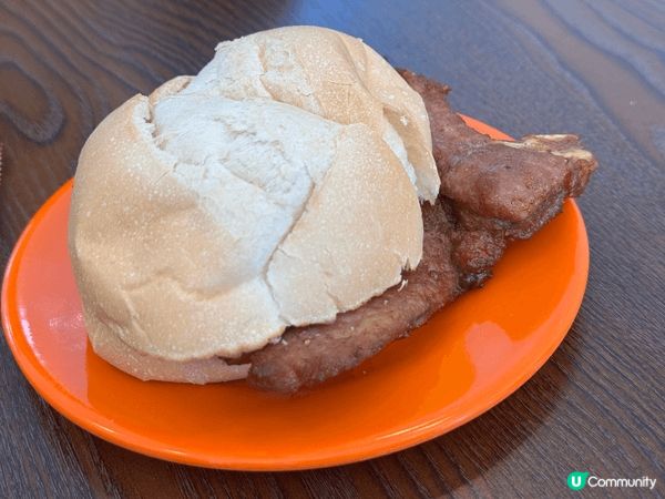 澳門官也街美食雲集：大利來豬扒包、老Day牛雜、必達士木糠蛋...