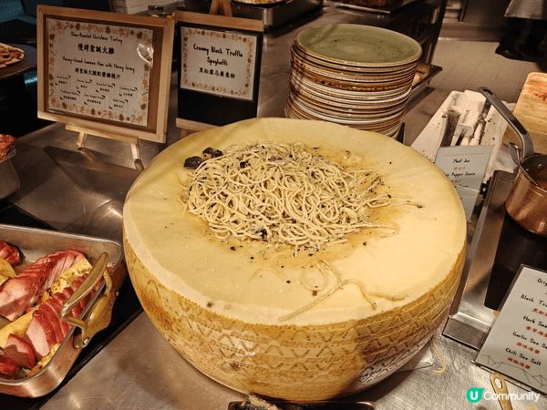 前天中午去了銅鑼灣柏寧酒店食自助餐，款式很多 味道都很好，尤...