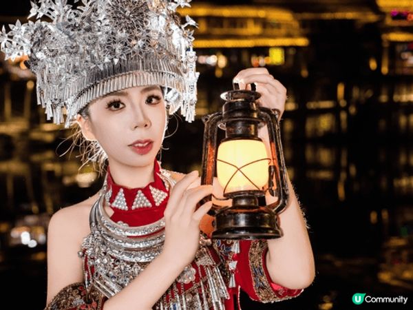 去張家界試吓當地既苗族服飾 好好玩 攝影師準備好多道具 鳳凰...