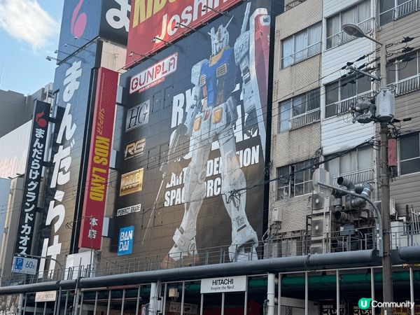 日本大板四層玩具模型店,高卡車夜遊大阪，河豚，草莓蛋糕,奈良...