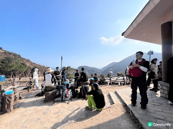 秋高氣爽最適合就係去郊遊，今次想介紹西貢萬宜水庫東壩，呢個仲...