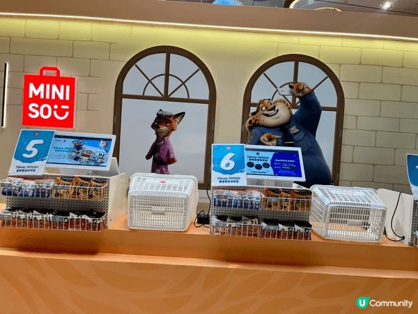 Airside 有期間限定的Zootopia 精品賣，好啱大...