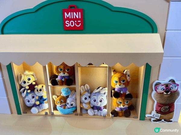 Airside 有期間限定的Zootopia 精品賣，好啱大...