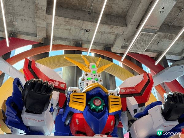 香港新開嘅Gundam Base ，不但可以欣賞香港做場景嘅...