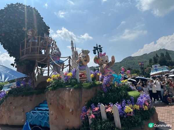 迪斯尼樂園，小朋友的夢幻天地，玩得好開心，影著好多靚相☺️☺...