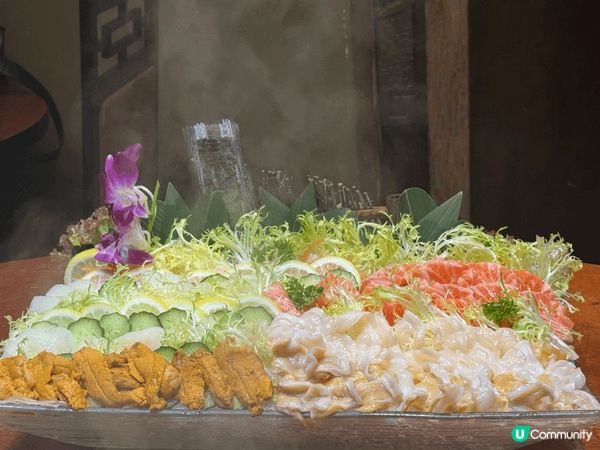 香港打邊爐特色, 有美味刺身及肥牛！真係人間美食！
