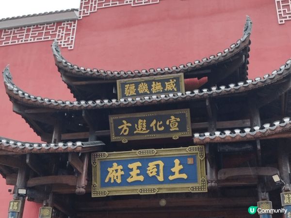 圖片分別是在湖南,新加坡以及海南三亞旅行時所攝的。