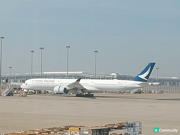 HkIA , 香港國際機場其實係一個很多打卡的熱點，有不同型...