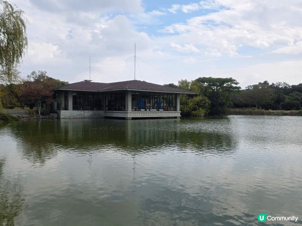 福岡海之中道，風光明媚，又可騎單車坐大船，是一個不錯嘅景點。...