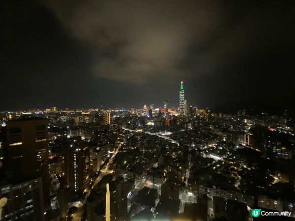 台北遠東香格里拉大飯店位於台北大安區敦化南路，鄰近台北101...