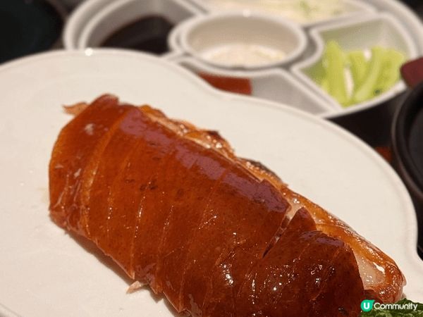 從澳門拱北口岸入境珠海，非常方便快捷。 珠海情侶路是珠海市標...