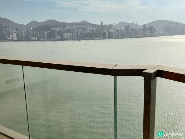 得閒去睇吓豪宅望吓靚靚海景。心情愉悅！非常寫意！